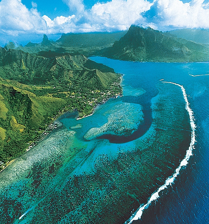 Gauguin arial view of Tahiti