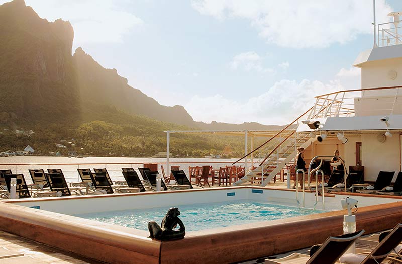 Paul Gauguin pool deck